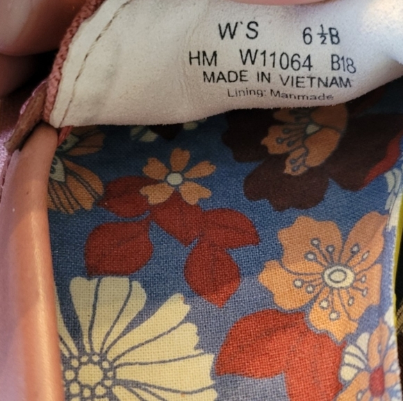 Cole Haan Shoes Cole Haan Size 6 2 Nantucket Salmon Colored Loafers